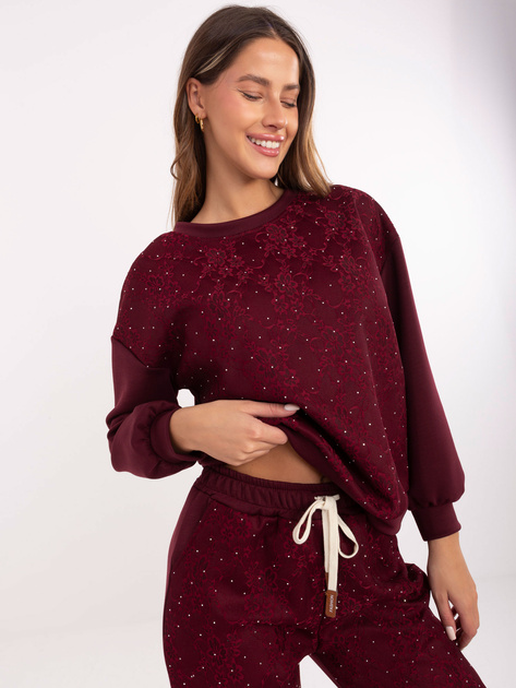 Burgundowy casualowy komplet z aplikacjami