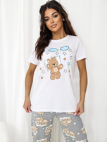 Ecru-graue Damenpyjama mit Augenmaske.