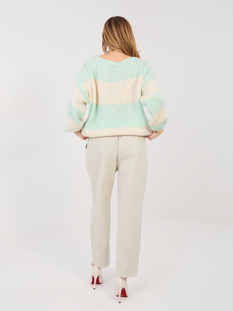 Jasnobeżowe spodnie marchewki z sztruksu