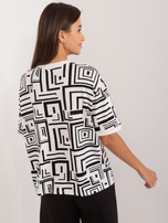 Hurt Ecru damska bluzka z ozdobną kwiatową broszką