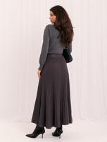 Dark gray knitted skirt with pleats.