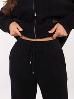 Czarny swetrowy komplet alpaka ze spodniami