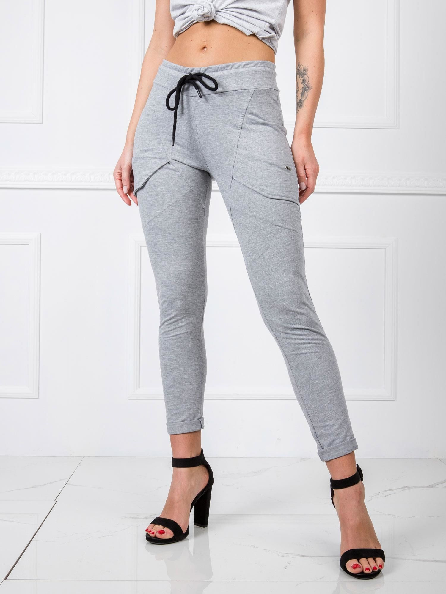 Graue Hose Ready.