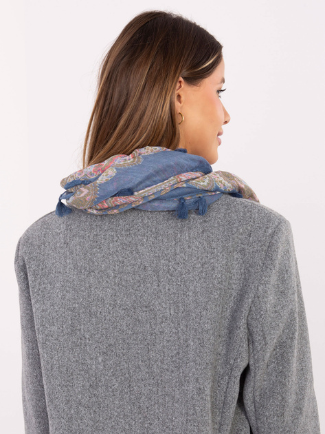 Niebieska damska chusta we wzory