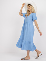 Jasnoniebieska sukienka midi z falbaną i krótkim rękawem OCH BELLA