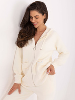 Ecru damski komplet alpaka ze spodniami