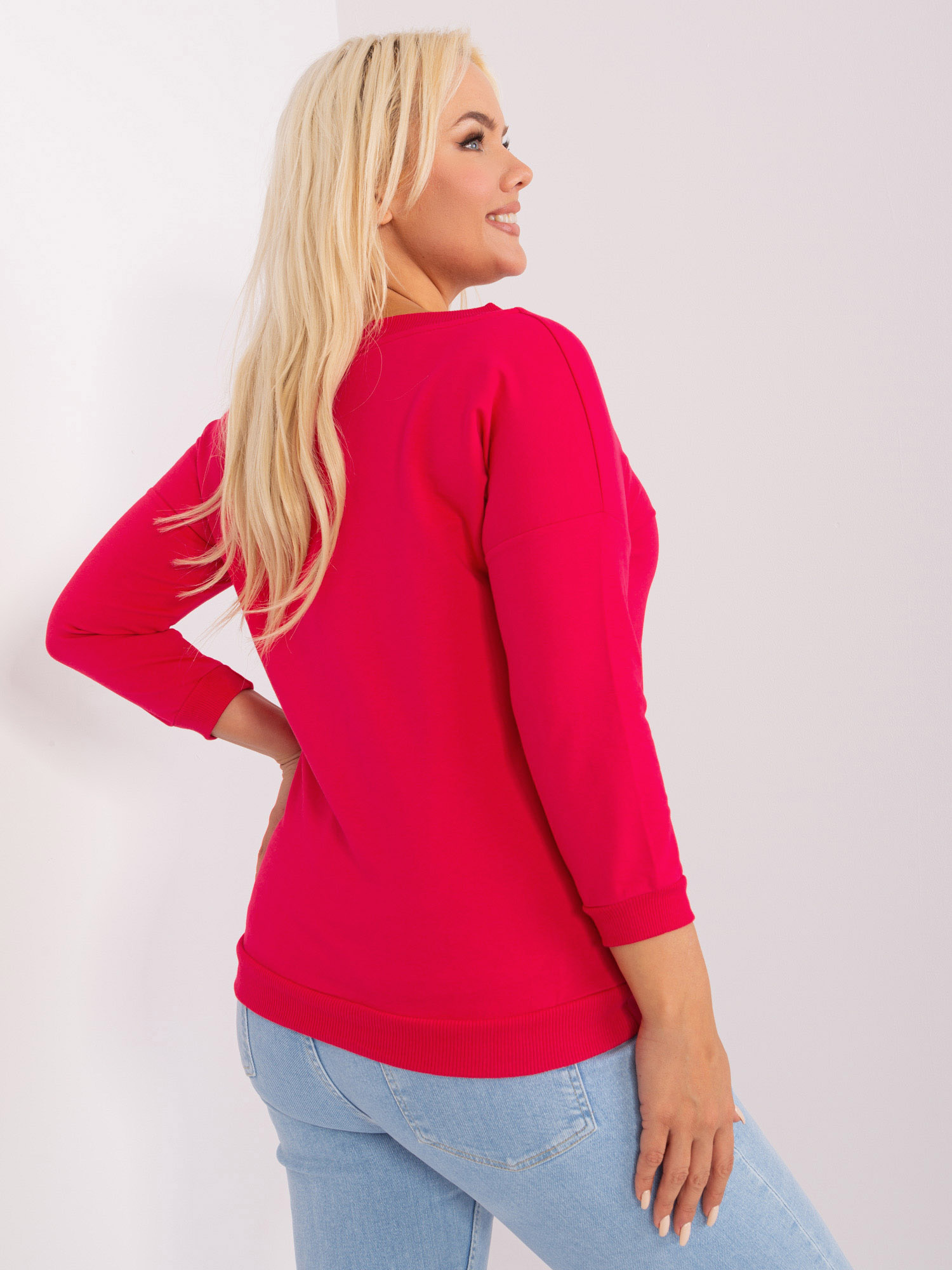Czerwona damska bluzka plus size z dekoltem V