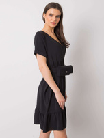 Czarna sukienka z falbaną Vianna