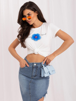 Hurt Biały damski t-shirt z kwiatem BASIC FEEL GOOD