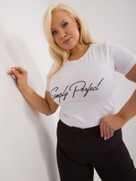 Hurtownia Biały bawełniany t-shirt plus size z dżetami