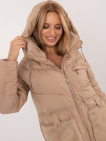 Hurt Camelowa pikowana kurtka zimowa z futerkiem