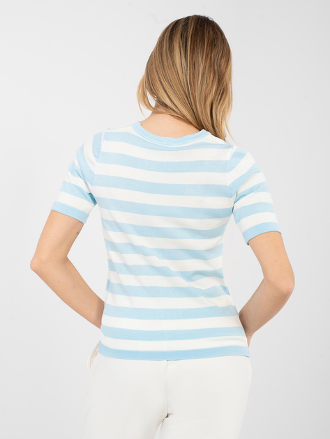 Jasnoniebieski damski sweter z krótkim rękawem