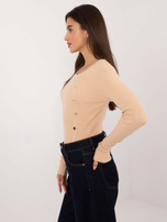 Hurt Beżowy dopasowany sweter klasyczny w prążek