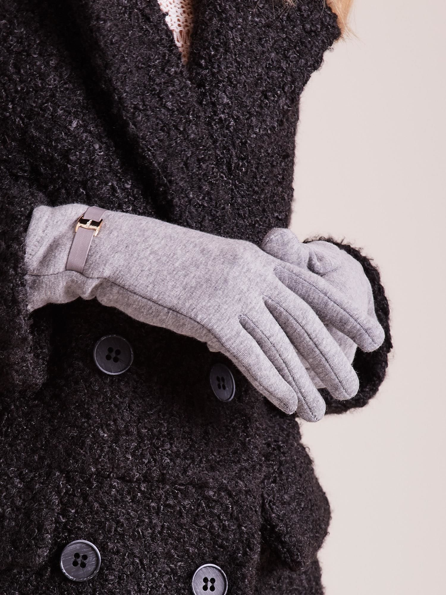 Graue elegante Handschuhe.