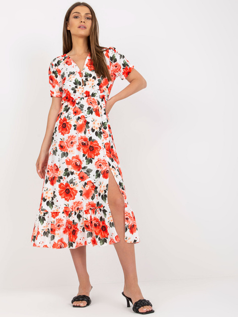 Biała midi sukienka w kwiaty z rozcięciem