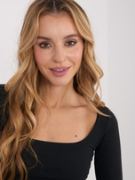 Czarna bluzka basic z długim rękawem