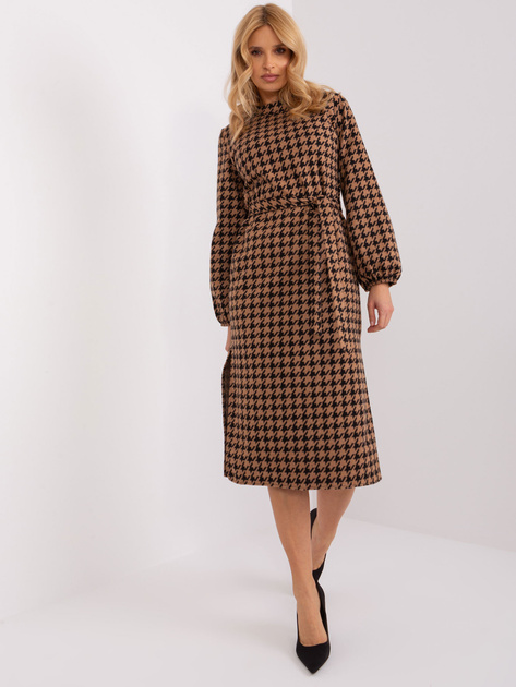 Hurt Camelowo-czarna sukienka dzianinowa z paskiem