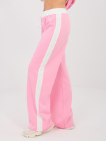 Różowy casualowy komplet z aplikacjami RUE PARIS 