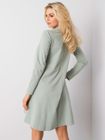 Pistazienkleid Margaret RUE PARIS.