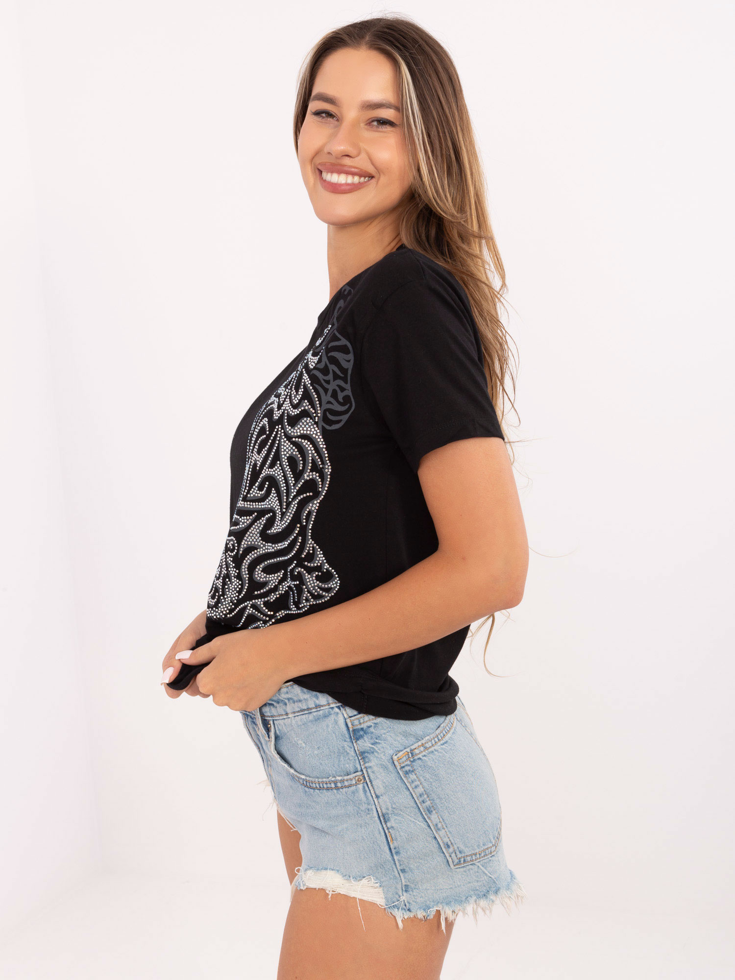 Czarny bawełniany t-shirt z dżetami