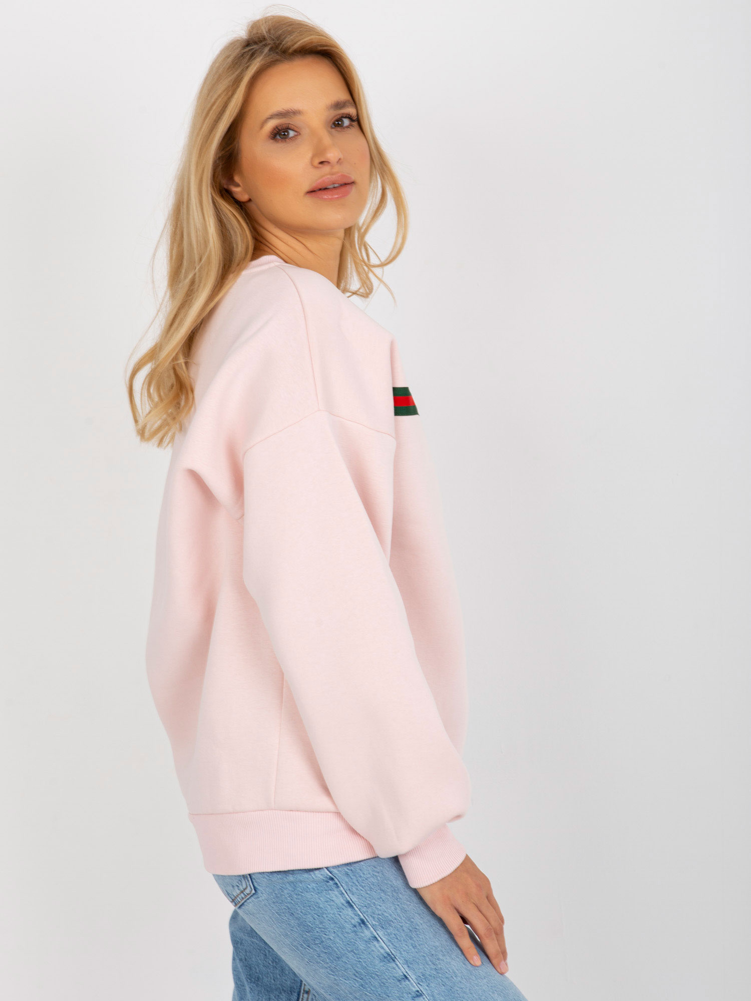 Jasnoróżowa dresowa bluza oversize bez kaptura