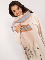 Hurt Jasnoróżowy szal z plecionymi frędzlami