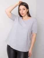 Šviesiai pilkas medvilninis plus size Missy marškinėliai.