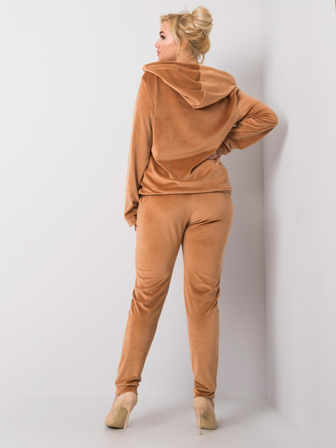 Camelowy welurowy komplet plus size Michell