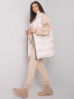 Beżowy komplet z kamizelką Winchester 