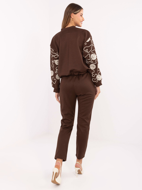 Brązowy dwuczęściowy komplet z haftem