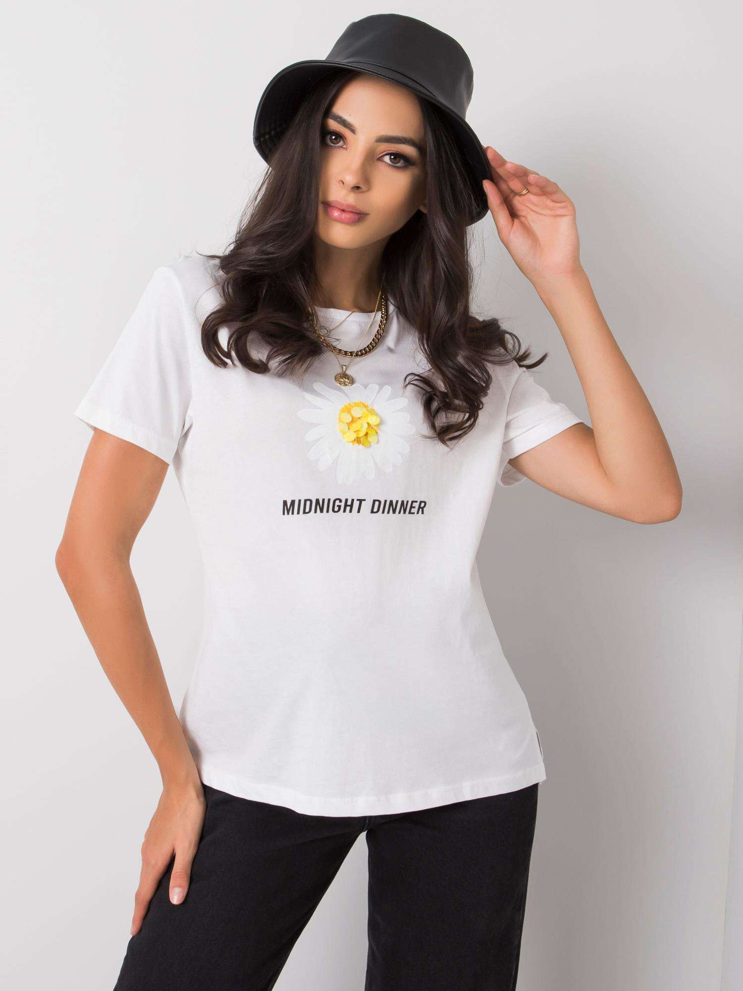Biały t-shirt z aplikacją Betsy