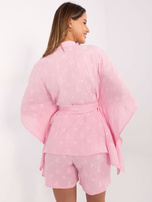 Jasnoróżowy letni komplet z haftem