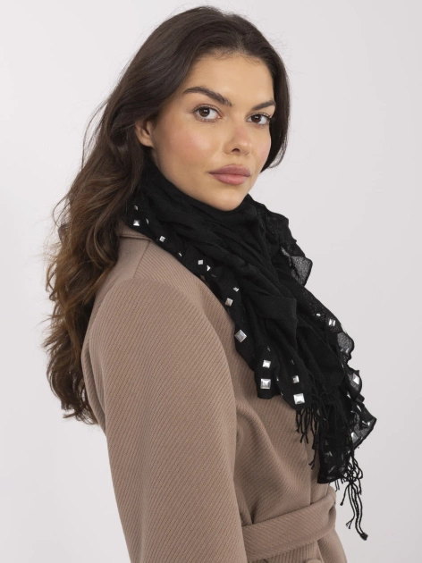 Czarna damska chusta z aplikacjami
