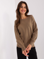 Hurtownia Ciemnobeżowy sweter klasyczny z bawełną 