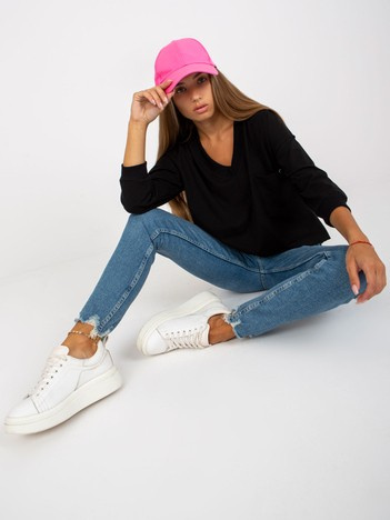 Hurtownia online Czarna bawełniana bluzka basic z kieszenią