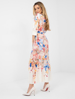 Kremowa satynowa sukienka z kopertowym dekoltem