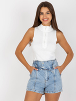 Hurtownia Niebieskie szorty jeansowe damskie high waist z efektem sprania