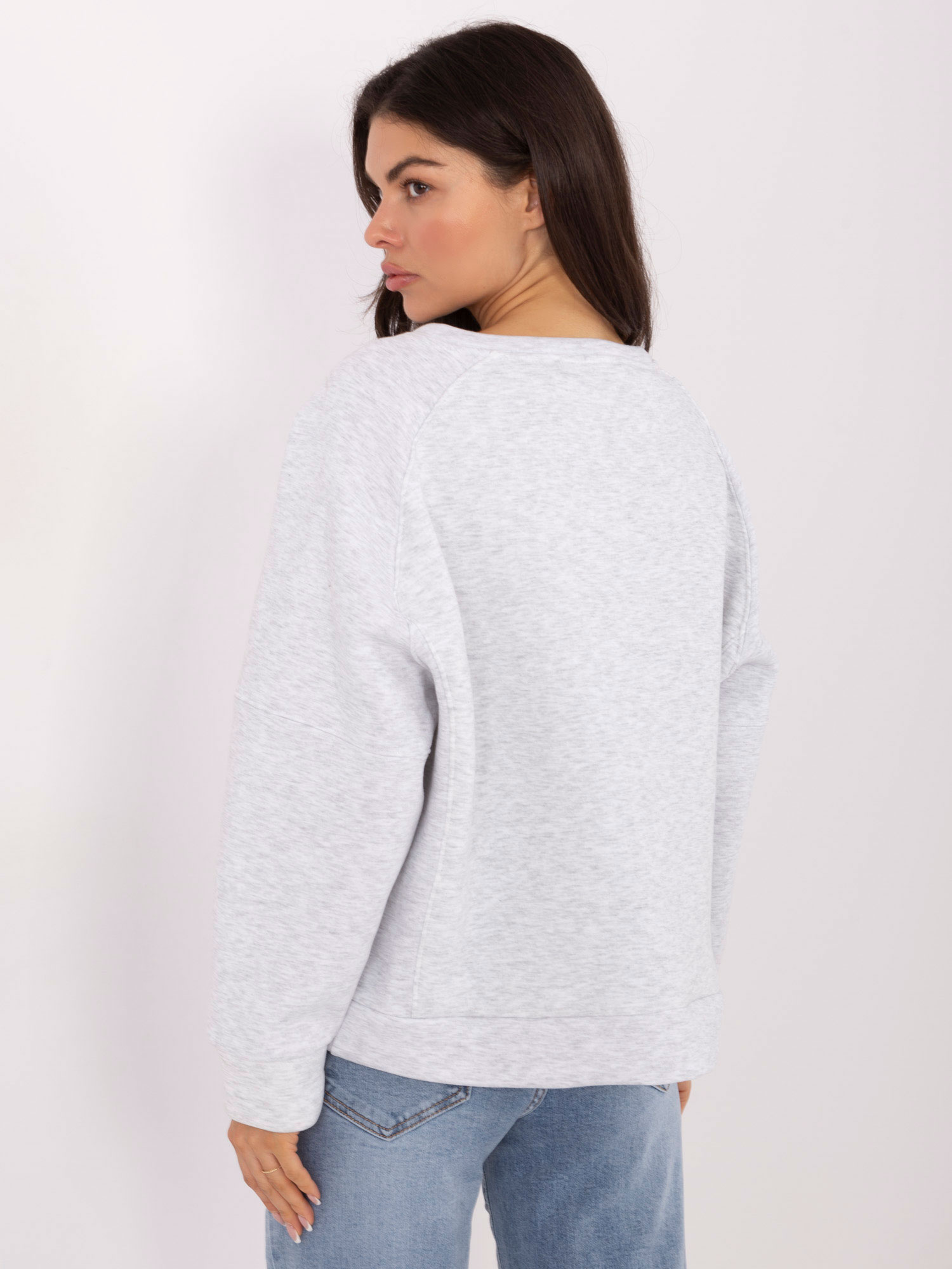 Světle šedá melírovaná oversized mikina s nápisem.