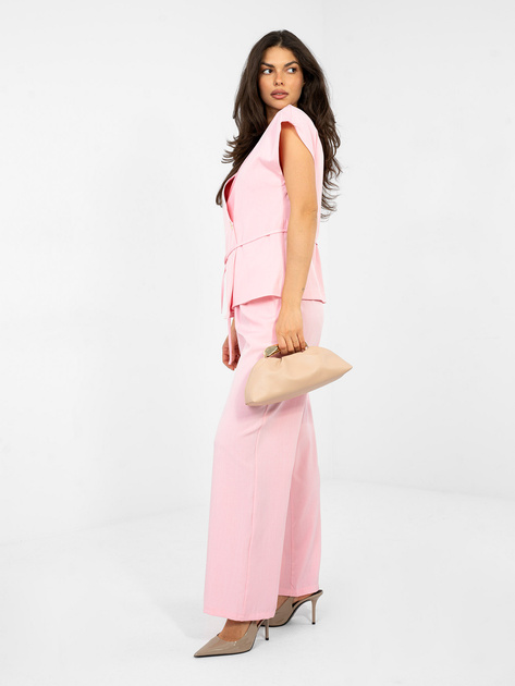 Pastelowy różowy elegancki komplet z szerokimi spodniami RUE PARIS