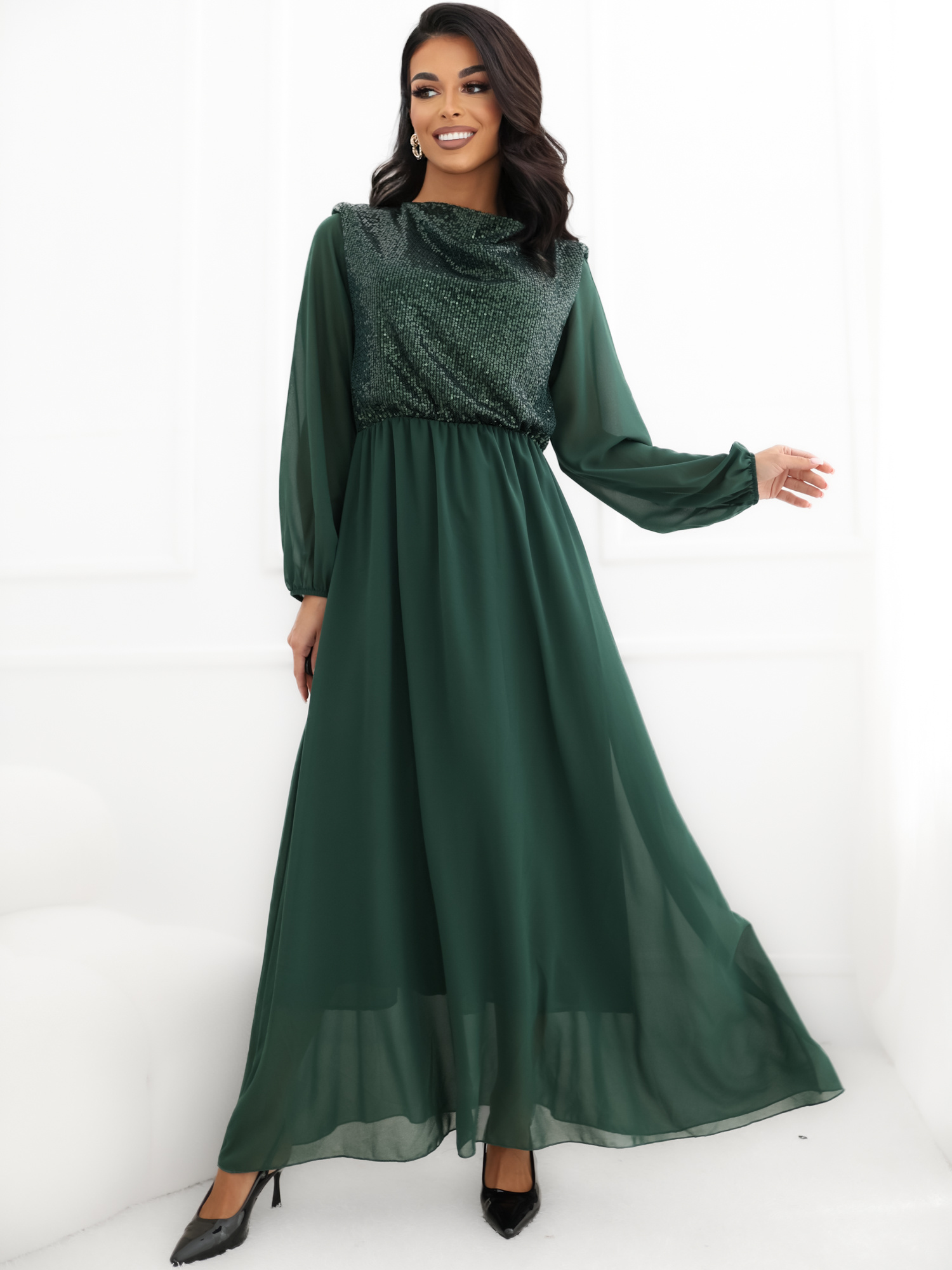 RUE PARIS Dark green evening dress with an elastic waistband.