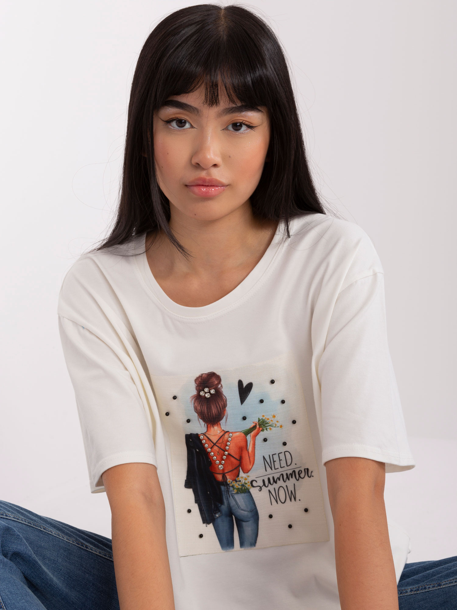 Ecru bawełniany t-shirt z nadrukiem