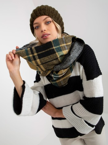 Wholesale Black-beige women's winter plaid scarf.