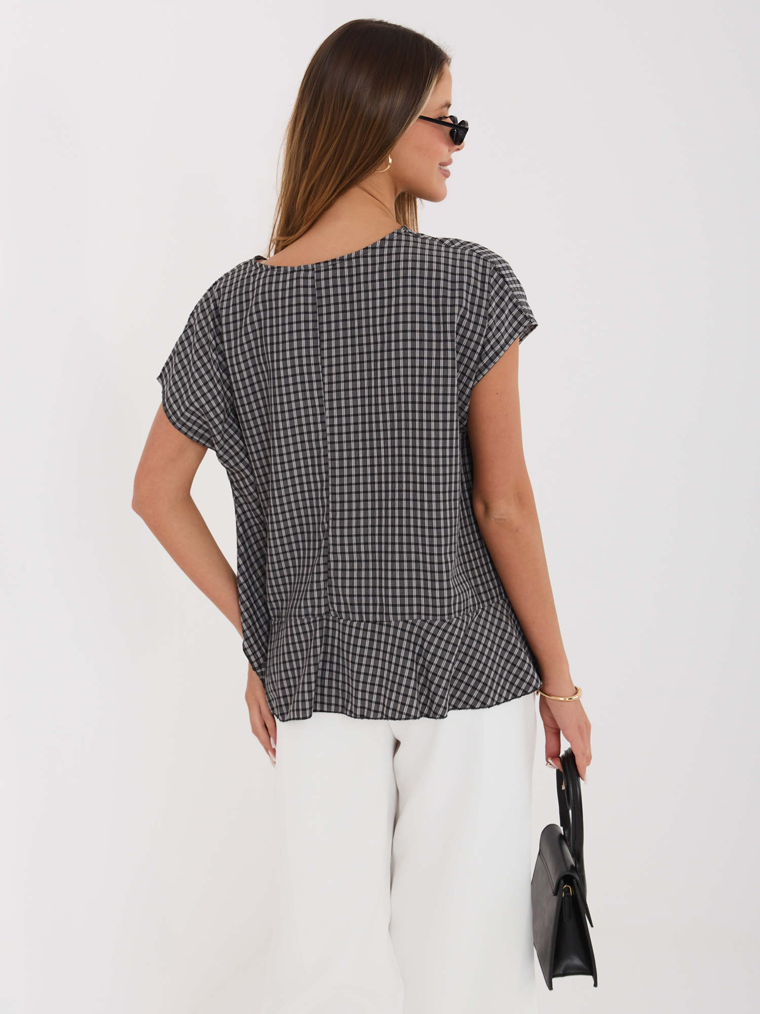 Czarna letnia bluzka oversize w kratkę 