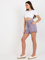 Hurt Jasnofioletowe zwiewne szorty casualowe z koronką SUBLEVEL