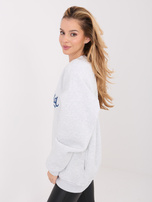 Jasnoszara ocieplana bluza z napisem