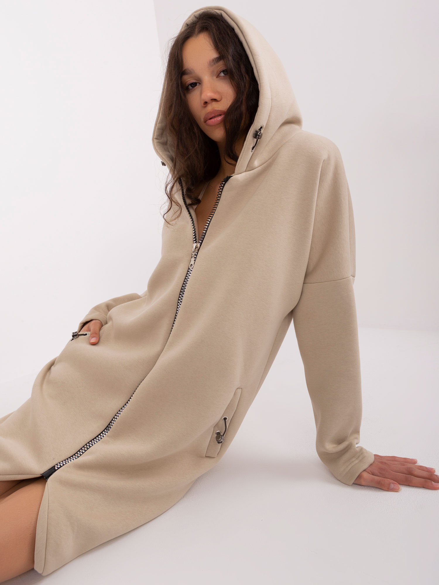 Hurt Beżowa długa bluza basic z suwakiem Tina RUE PARIS