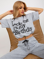 Hurt Szary damski komplet dresowy z krótką bluzką 