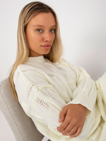 Hurtownia Ecru mini sukienka dzianinowa ze stójką RUE PARIS 