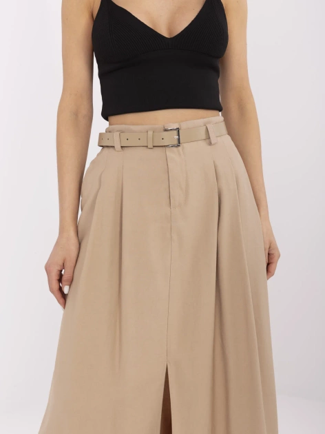 Camelowa trapezowa spódnica z rozcięciem