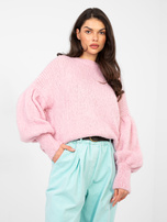 Pastelowy różowy sweter z bufiastymi rękawami
